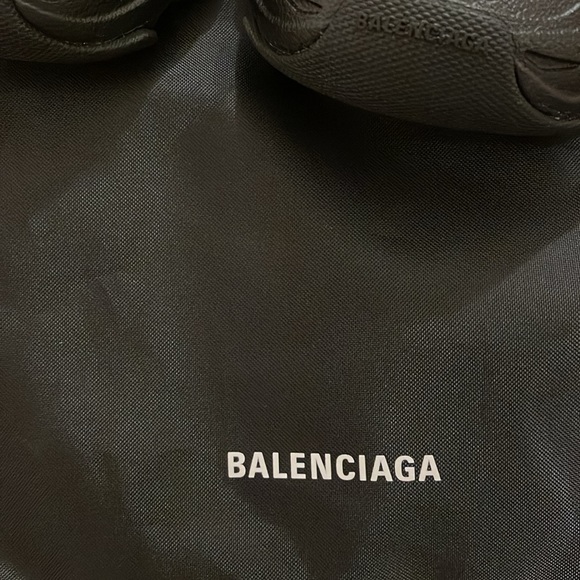 Balenciaga HD lace up sneakers -no box AUTHENTIC - Picture 3 of 7